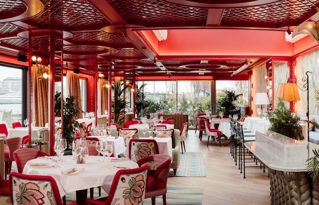 La Plage Parisienne restaurant intérieur décor Seine Quai de Javel