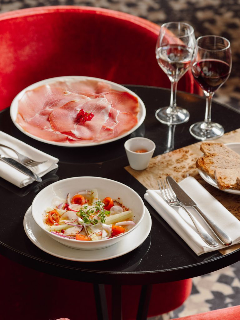 Lunch ceviche and french set table red velvet