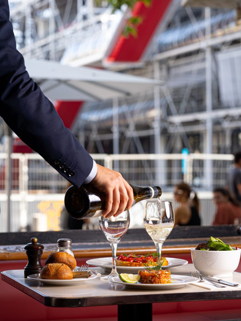 Café Beaubourg restaurant brasserie parisienne déjeuner terrasse