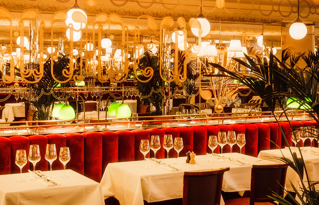 Chic French parisian brasserie Paris